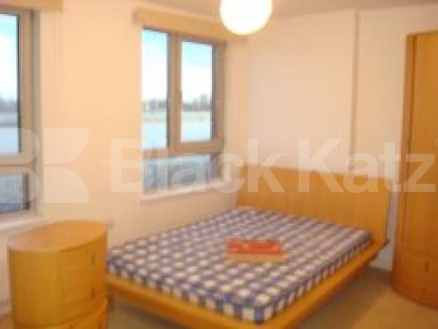 			MUST SEE !!!!!!!, 2 Bedroom, 1 bath, 1 reception Flat			 Buckler Crt Eden Grove, HOLLOWAY